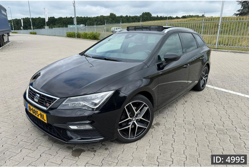 SEAT Leon ST FR 2.0 Euro 6, DSG/Pano/Camera/Keyless/Extra winterset - Voiture: photos 1 SEAT Leon ST FR 2.0 Euro 6, DSG/Pano/Camera/Keyless/Extra winterset - Voiture: photos 1