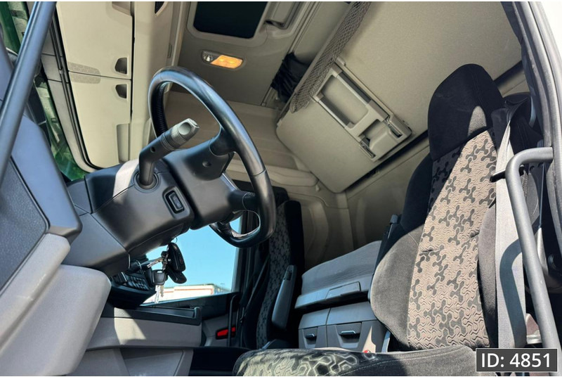 Scania R450 Topline, Euro 6, / Retarder / Standklima / 2x Tank, Intarder - Tracteur routier: photos 5 Scania R450 Topline, Euro 6, / Retarder / Standklima / 2x Tank, Intarder - Tracteur routier: photos 5