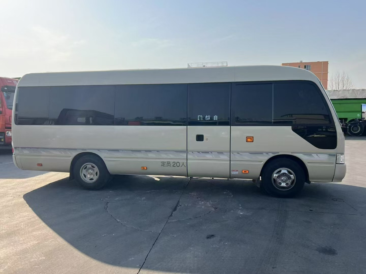 TOYOTA Coaster - Bus: photos 3 TOYOTA Coaster - Bus: photos 3
