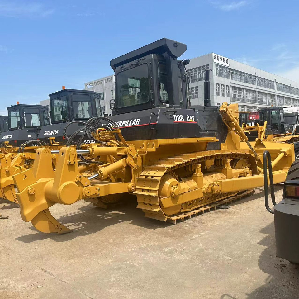 CATERPILLAR D8R bulldozer - Bulldozer: photos 2 CATERPILLAR D8R bulldozer - Bulldozer: photos 2