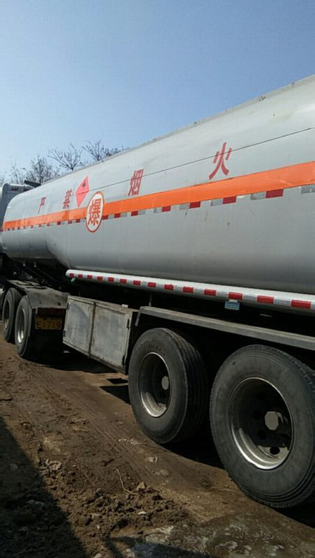 DONGFENG FUEL TANK 6X4 CLICK HERE FOR DISCOUNT - Camion citerne: photos 4 DONGFENG FUEL TANK 6X4 CLICK HERE FOR DISCOUNT - Camion citerne: photos 4