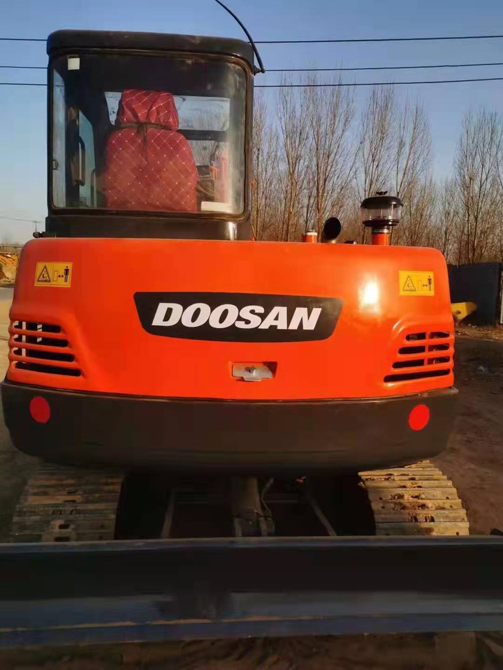 DOOSAN DH55 - Pelle sur chenille: photos 2 DOOSAN DH55 - Pelle sur chenille: photos 2