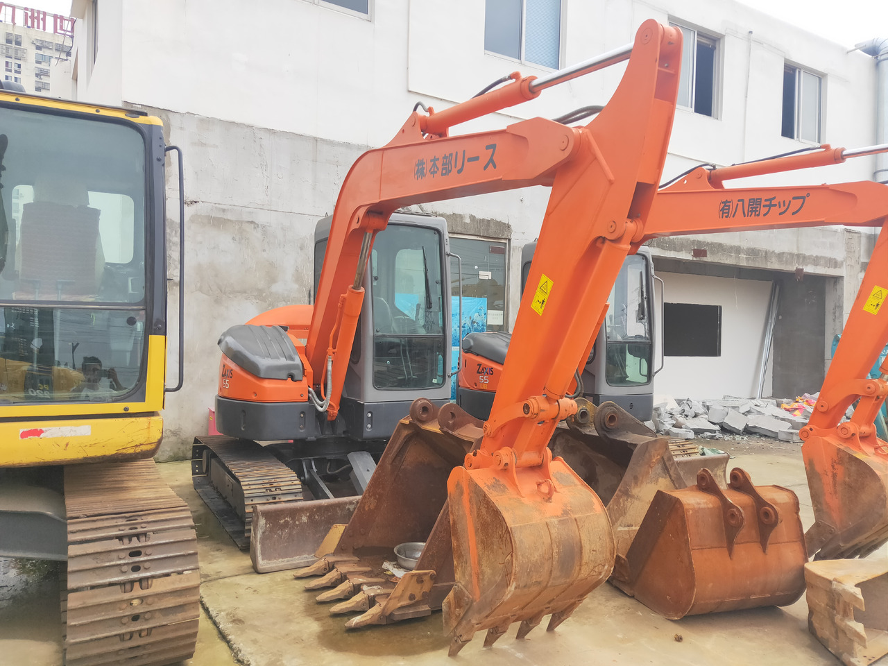 HITACHI ZX55 - Engins de chantier: photos 1 HITACHI ZX55 - Engins de chantier: photos 1