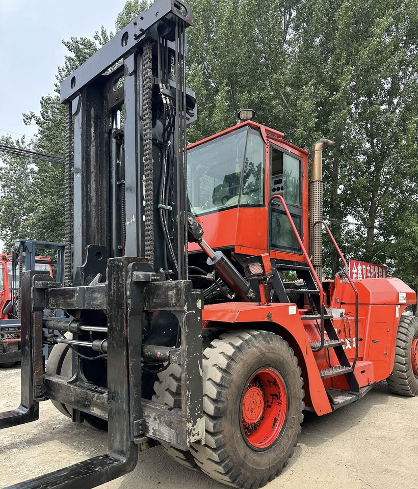 HELI Forklift 25ton Click for Discount - Chariot élévateur diesel: photos 1 HELI Forklift 25ton Click for Discount - Chariot élévateur diesel: photos 1