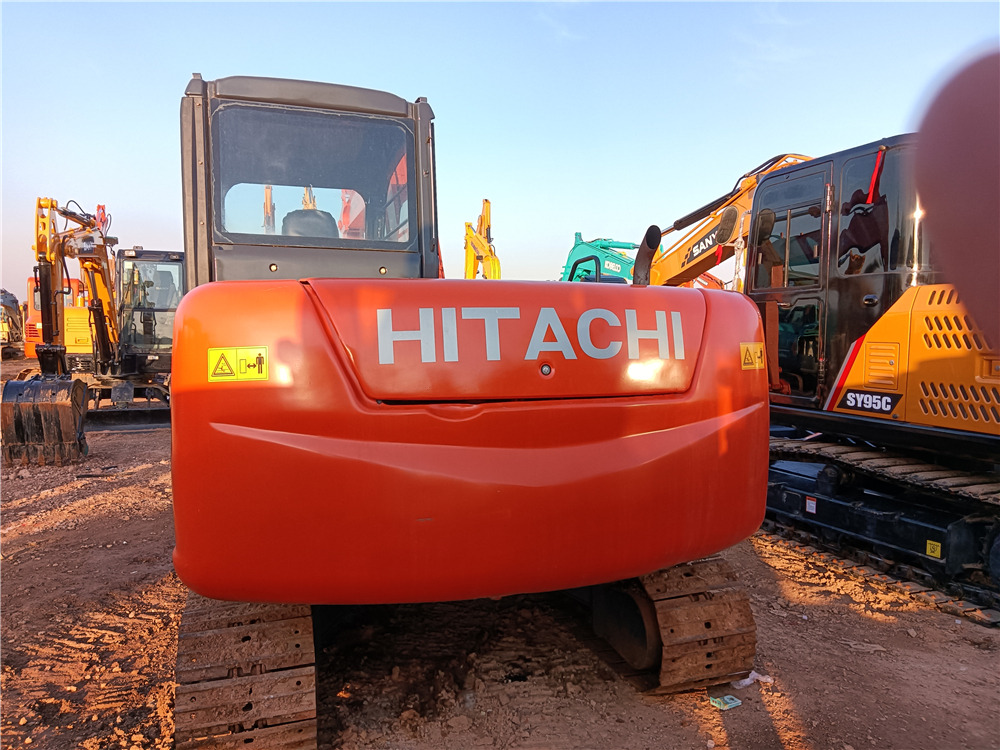 HITACHI ZX60 - Pelle sur chenille: photos 3 HITACHI ZX60 - Pelle sur chenille: photos 3