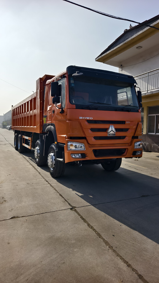 HOWO 8x4 Dump Truck Right-Hand Drive Click for Discount - Camion benne: photos 3 HOWO 8x4 Dump Truck Right-Hand Drive Click for Discount - Camion benne: photos 3