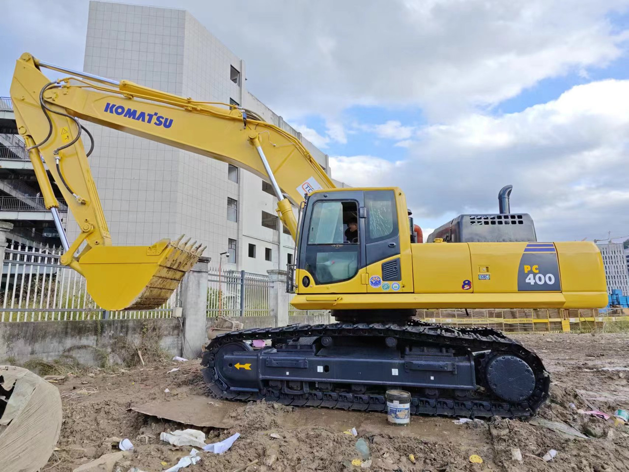 KOMATSU Excavator PC 400-8 Click for Discount - Pelle: photos 4 KOMATSU Excavator PC 400-8 Click for Discount - Pelle: photos 4