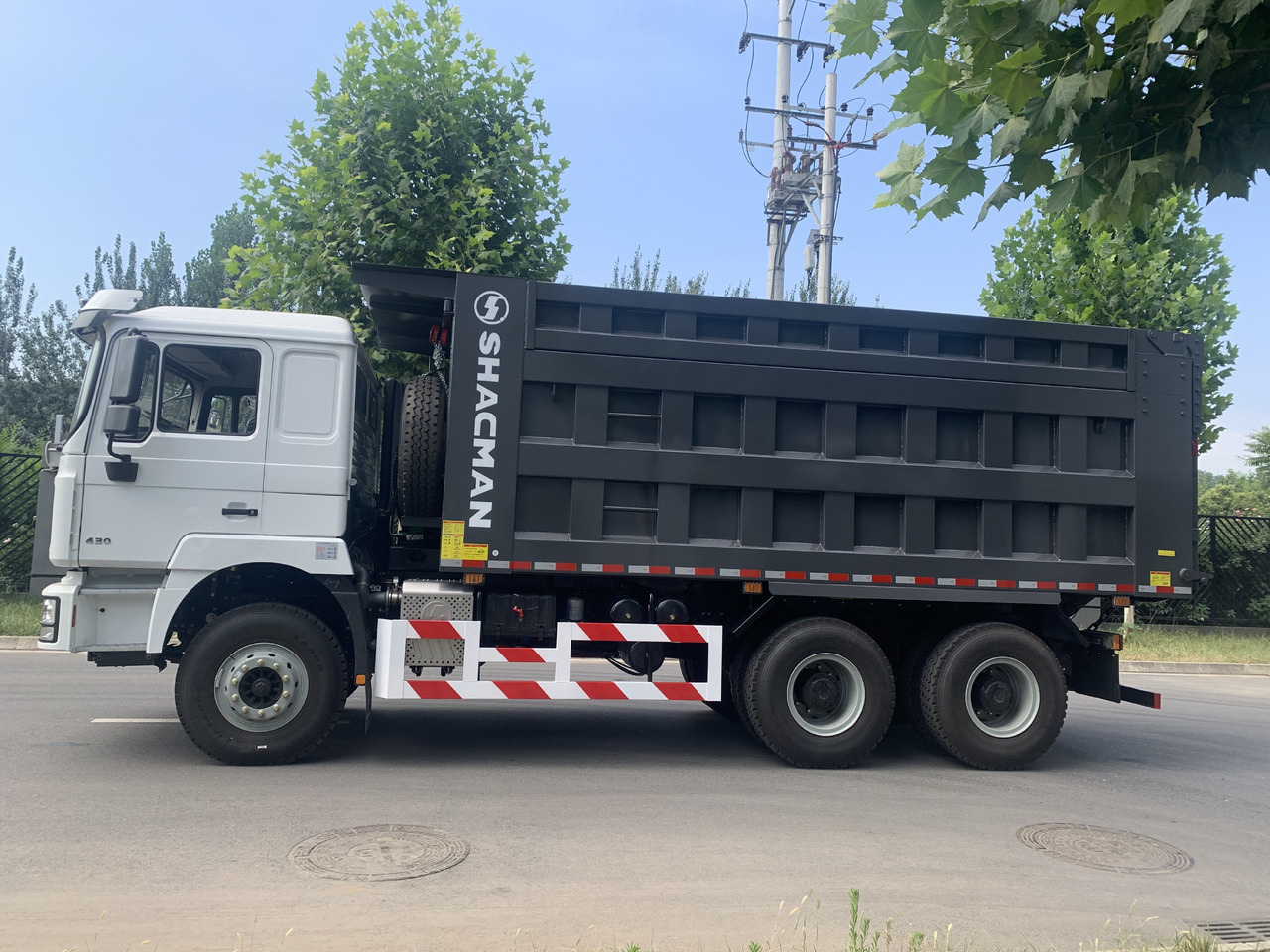 SHACMAN F3000 6X4 Click Here For DISCOUNT - Camion benne: photos 1 SHACMAN F3000 6X4 Click Here For DISCOUNT - Camion benne: photos 1