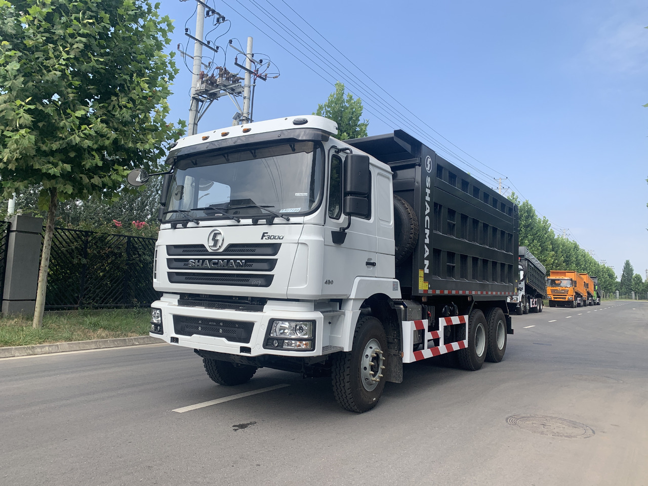 SHACMAN F3000 6X4 Click Here For DISCOUNT - Camion benne: photos 2 SHACMAN F3000 6X4 Click Here For DISCOUNT - Camion benne: photos 2