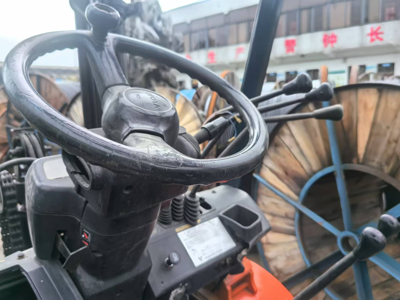 TOYOTA 5ton Forklift - Chariot élévateur diesel: photos 5 TOYOTA 5ton Forklift - Chariot élévateur diesel: photos 5