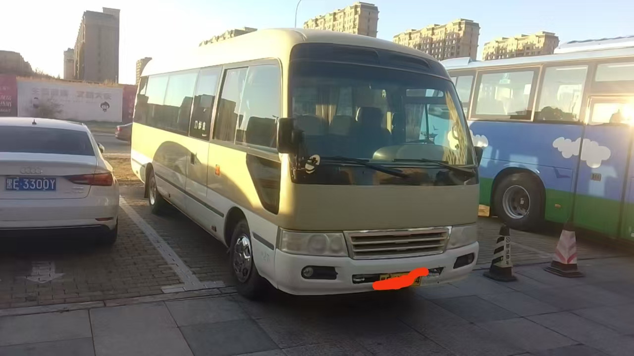 TOYOTA Coaster  Bus  Click Here for Discount - Autocar: photos 2 TOYOTA Coaster  Bus  Click Here for Discount - Autocar: photos 2