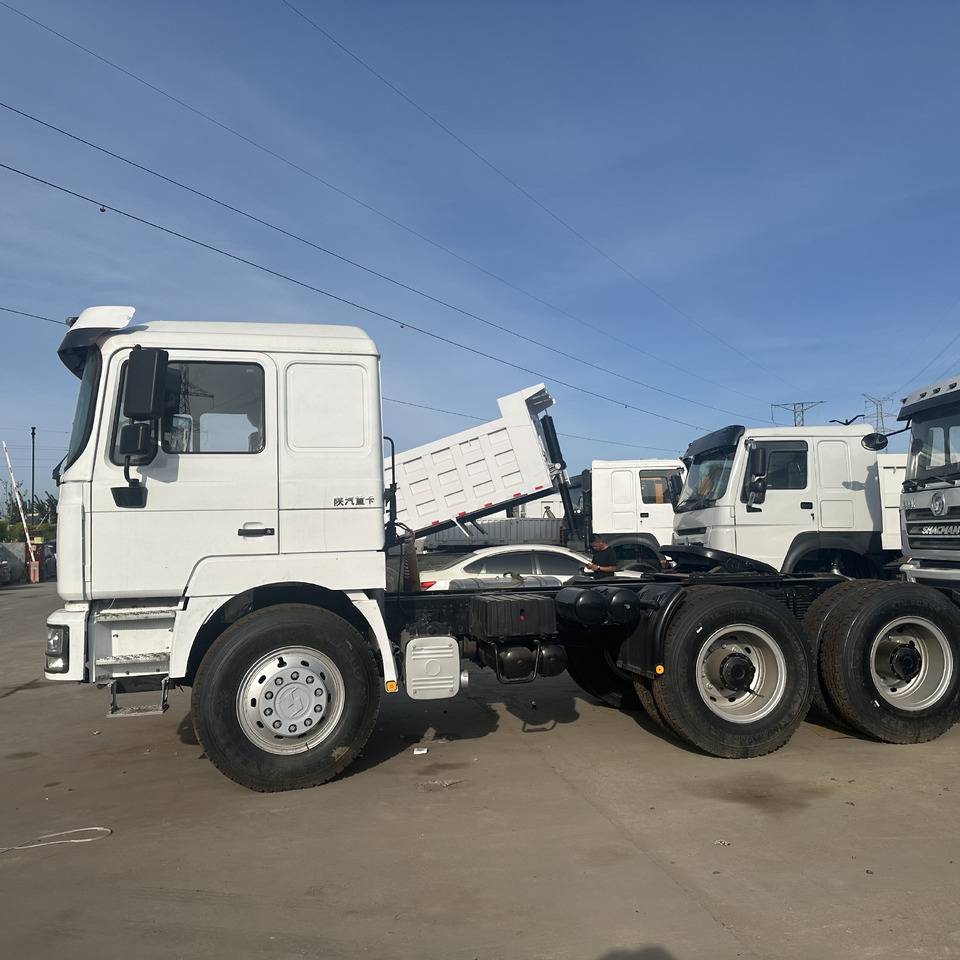 SHACMAN F3000 - Tracteur routier: photos 1 SHACMAN F3000 - Tracteur routier: photos 1