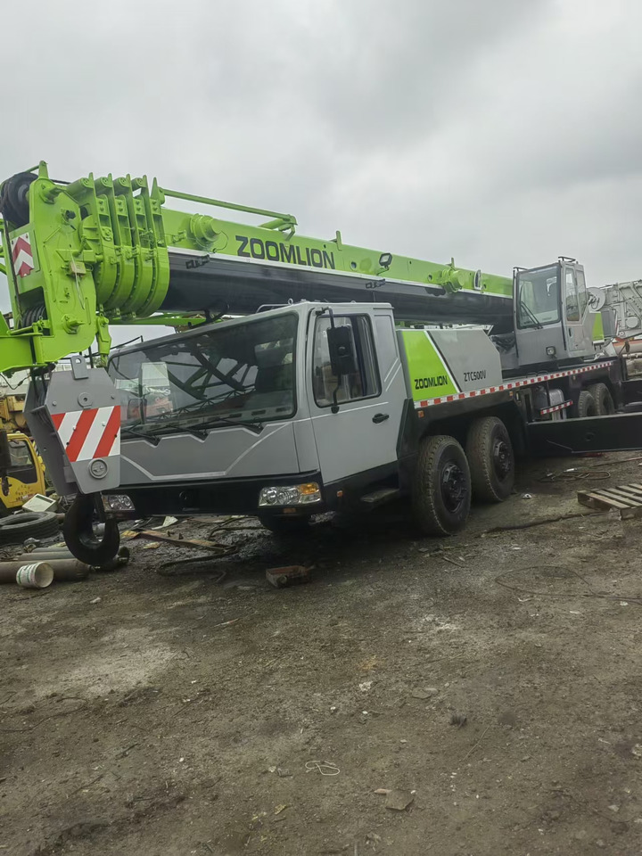 ZOOMLION Crane 50T - Grue tout-terrain: photos 3 ZOOMLION Crane 50T - Grue tout-terrain: photos 3
