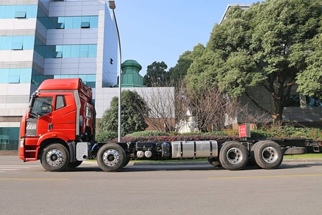 FAW Faw J6P 420 Truck New Model for Sale in Ghana - Châssis cabine: photos 2 FAW Faw J6P 420 Truck New Model for Sale in Ghana - Châssis cabine: photos 2