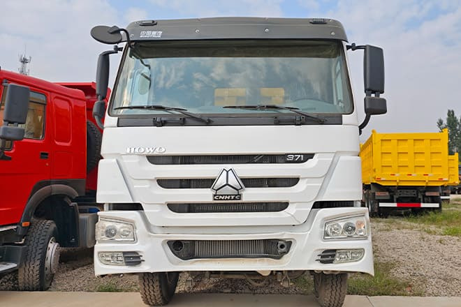 SINOTRUK Second Hand Sinotruk Howo 371 Dump Truck Specifications for Sale in Uruguay - Camion benne: photos 2 SINOTRUK Second Hand Sinotruk Howo 371 Dump Truck Specifications for Sale in Uruguay - Camion benne: photos 2