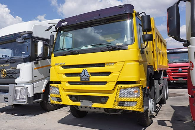 SINOTRUK Sinotruk Howo 400 New Dump Truck for Sale in Angola - Camion benne: photos 1 SINOTRUK Sinotruk Howo 400 New Dump Truck for Sale in Angola - Camion benne: photos 1