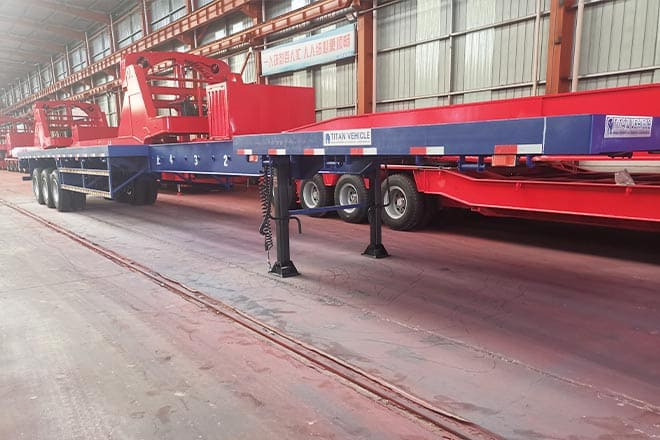 TITAN 3 Axle Extendable Flatbed Trailers for Sale in Angola - Semi-remorque plateau: photos 1 TITAN 3 Axle Extendable Flatbed Trailers for Sale in Angola - Semi-remorque plateau: photos 1