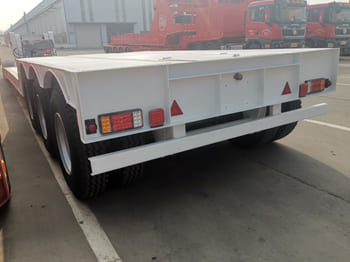TITAN 3 Axle Lowboy Trailer for Sale in Ghana - Semi-remorque surbaissé: photos 3 TITAN 3 Axle Lowboy Trailer for Sale in Ghana - Semi-remorque surbaissé: photos 3