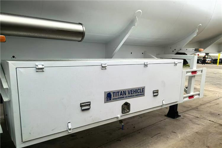 TITAN 4 Axle Fuel Tanker Trailer for Sale In Guyana - Semi-remorque citerne: photos 4 TITAN 4 Axle Fuel Tanker Trailer for Sale In Guyana - Semi-remorque citerne: photos 4