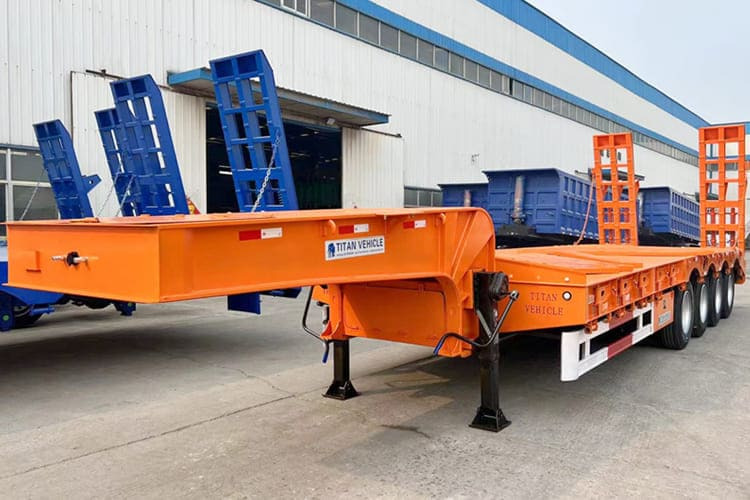 TITAN 4 Axle Lowbed Truck for Sale in Ghana - Semi-remorque surbaissé: photos 1 TITAN 4 Axle Lowbed Truck for Sale in Ghana - Semi-remorque surbaissé: photos 1