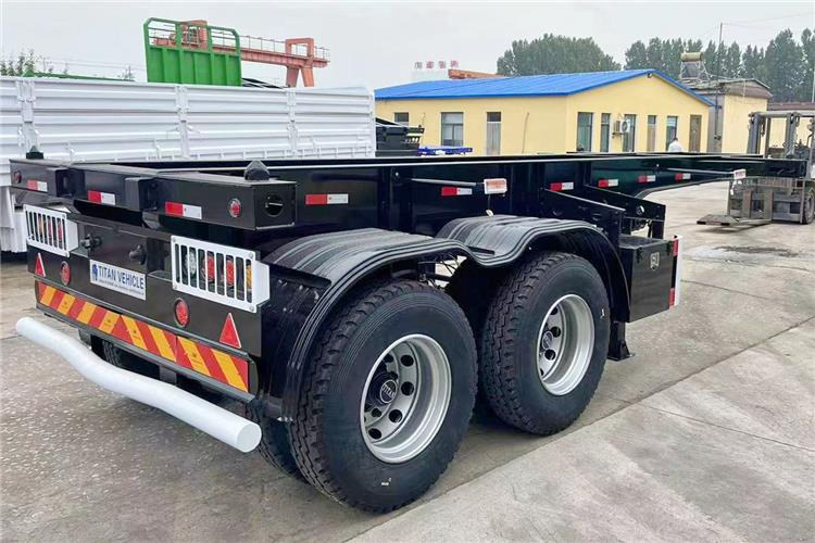 TITAN In Stock 20 ft Shipping Container Trailer for Sale In Ghana - Semi-remorque châssis: photos 3 TITAN In Stock 20 ft Shipping Container Trailer for Sale In Ghana - Semi-remorque châssis: photos 3