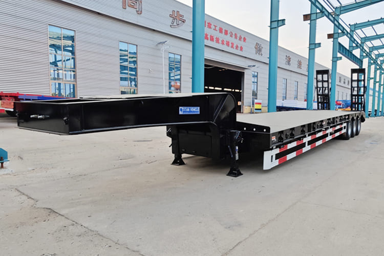 TITAN Low Bed Semi Trailer for Sale in Zambia - Semi-remorque surbaissé: photos 1 TITAN Low Bed Semi Trailer for Sale in Zambia - Semi-remorque surbaissé: photos 1