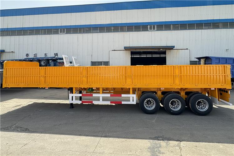 TITAN Tri Axle Side Wall Semi Trailer with 60 Ton Capcaity for Sale In Senegal - Semi-remorque plateau: photos 4 TITAN Tri Axle Side Wall Semi Trailer with 60 Ton Capcaity for Sale In Senegal - Semi-remorque plateau: photos 4