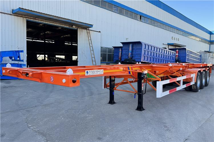 TITAN Tri Axle Skeletal Trailer for Sale In Uganda - Semi-remorque châssis: photos 3 TITAN Tri Axle Skeletal Trailer for Sale In Uganda - Semi-remorque châssis: photos 3