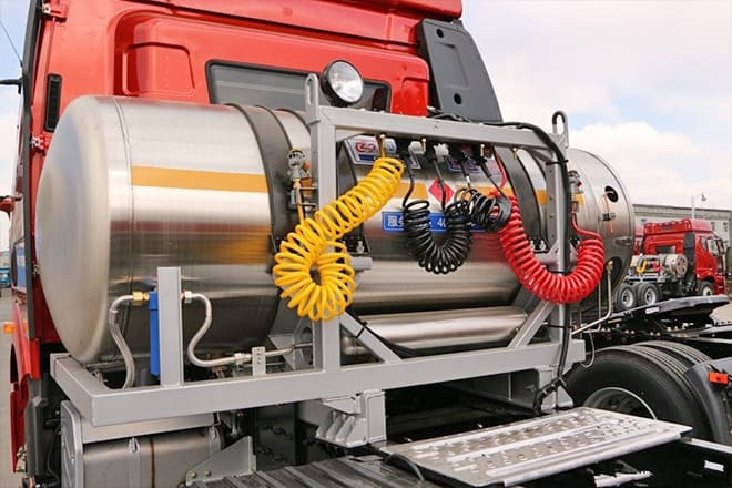 FAW FAW 6X4 Trucks for Sale Prices in Vanuatu - Tracteur routier: photos 2 FAW FAW 6X4 Trucks for Sale Prices in Vanuatu - Tracteur routier: photos 2