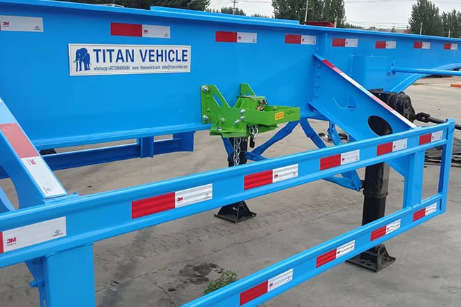 XCMG 40Ft Container Side Loader for Sale in Papua New Guinea - Semi-remorque porte-conteneur/ Caisse mobile: photos 2 XCMG 40Ft Container Side Loader for Sale in Papua New Guinea - Semi-remorque porte-conteneur/ Caisse mobile: photos 2