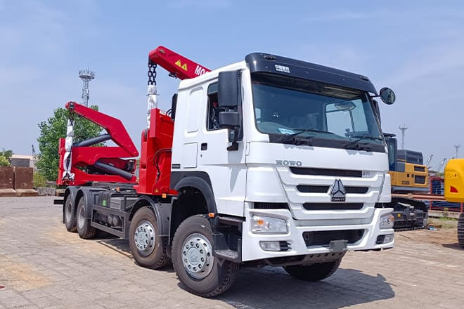 XCMG XCMG Side Loader Truck Container for Sale in Barbados - Camion porte-conteneur/ Caisse mobile: photos 1 XCMG XCMG Side Loader Truck Container for Sale in Barbados - Camion porte-conteneur/ Caisse mobile: photos 1