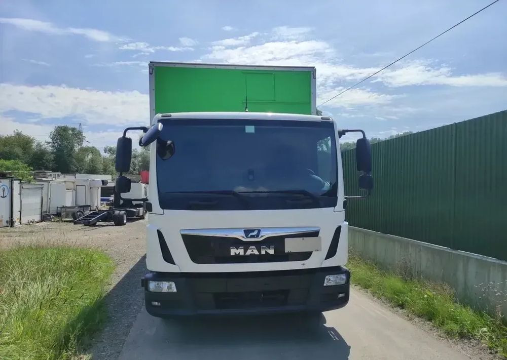 MAN TGL 12.190 kontener , winda - Camion fourgon: photos 2 MAN TGL 12.190 kontener , winda - Camion fourgon: photos 2