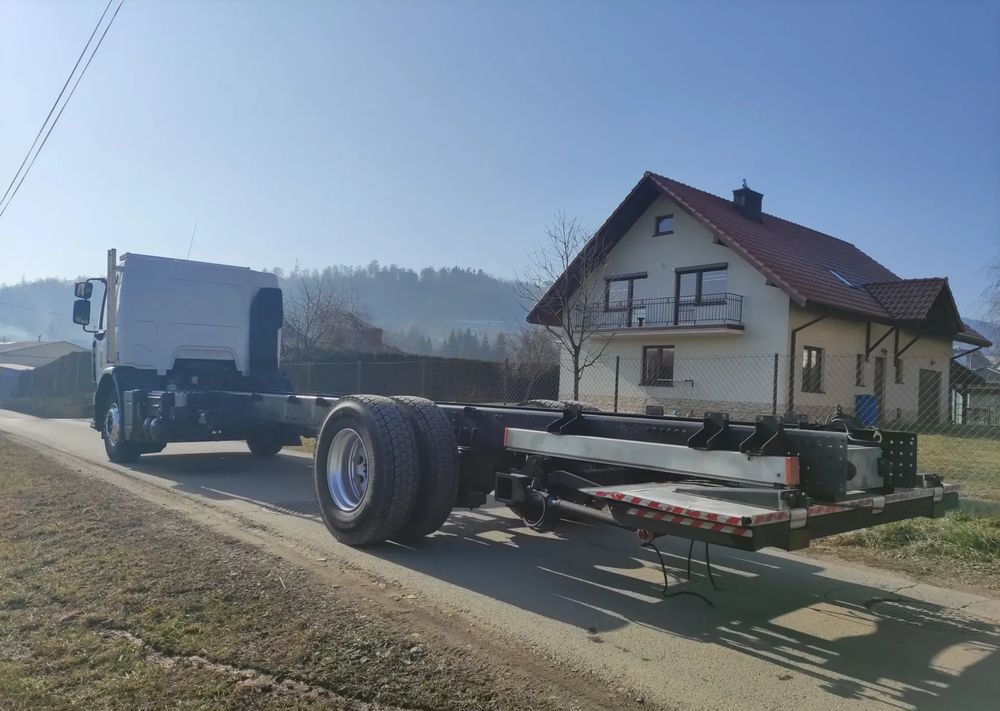 Crédit-bail de  Renault Renault Premium 18.310  rama do zabudowy Renault Renault Premium 18.310  rama do zabudowy: photos 6 Crédit-bail de  Renault Renault Premium 18.310  rama do zabudowy Renault Renault Premium 18.310  rama do zabudowy: photos 6