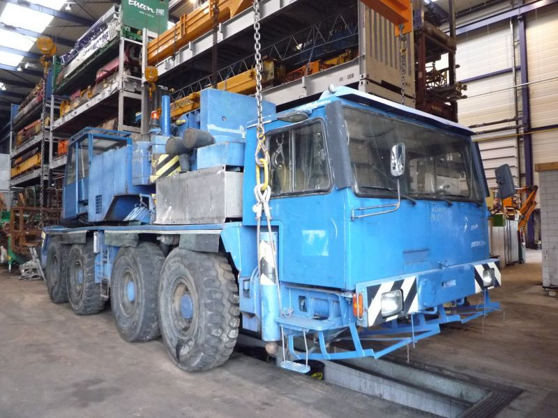 Liebherr LTM 1070. for parts - Grue mobile: photos 1 Liebherr LTM 1070. for parts - Grue mobile: photos 1