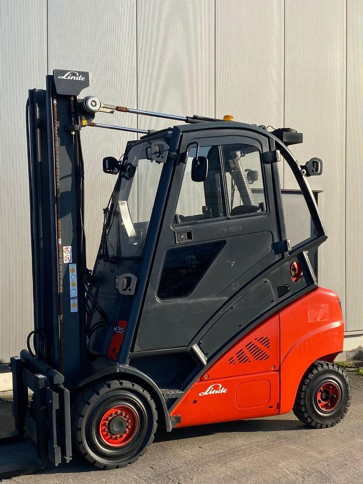 Crédit-bail de  Linde H 35 T - 4745 h - Seitenschieber neu - Linde H 35 T - 4745 h - Seitenschieber neu -: photos 13 Crédit-bail de  Linde H 35 T - 4745 h - Seitenschieber neu - Linde H 35 T - 4745 h - Seitenschieber neu -: photos 13
