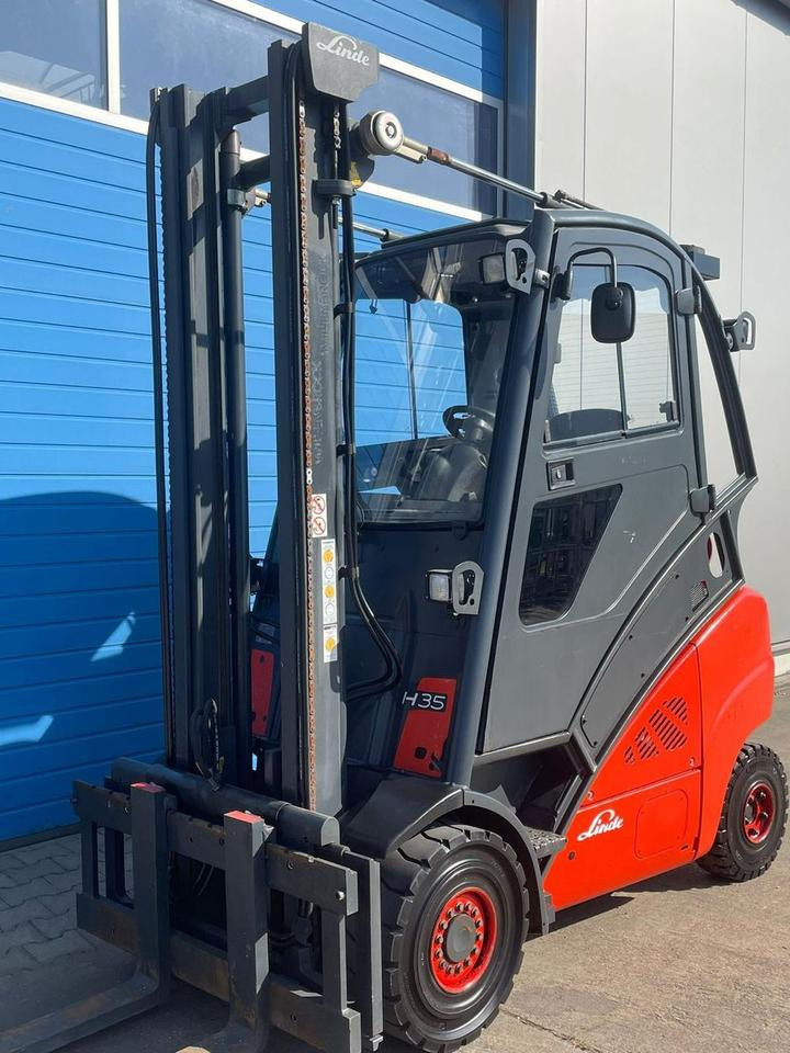 Crédit-bail de  Linde H 35 T - 4745 h - Seitenschieber neu - Linde H 35 T - 4745 h - Seitenschieber neu -: photos 6 Crédit-bail de  Linde H 35 T - 4745 h - Seitenschieber neu - Linde H 35 T - 4745 h - Seitenschieber neu -: photos 6