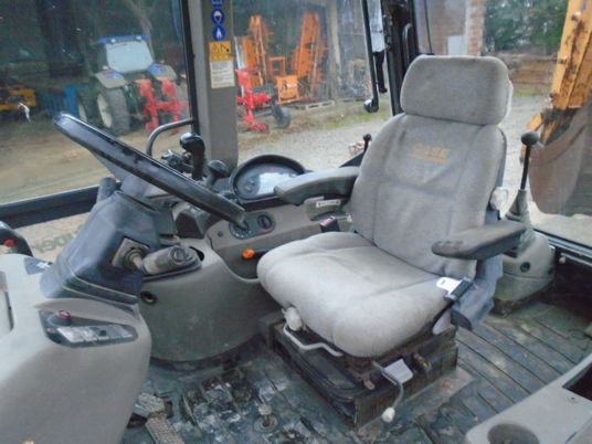 Tractopelle Case 580 SUPER R: photos 6