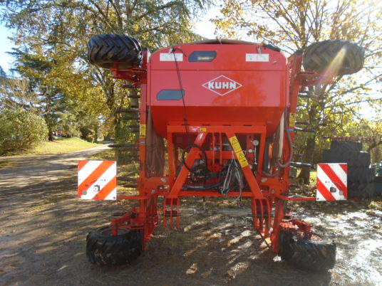 Kuhn MEGANT  500 - Combiné de semis: photos 1 Kuhn MEGANT  500 - Combiné de semis: photos 1