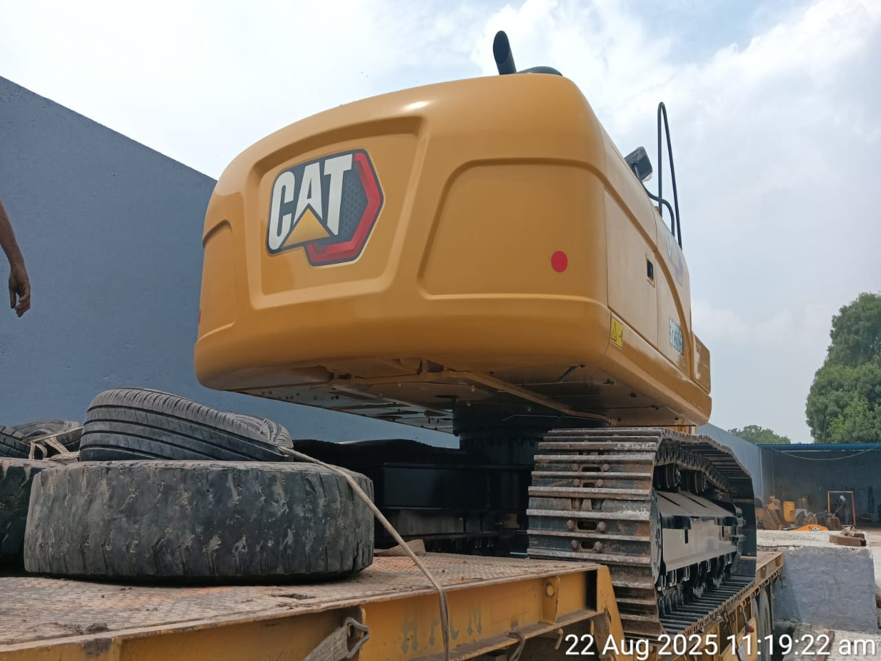 CATERPILLAR 323D3 - Pelle: photos 5 CATERPILLAR 323D3 - Pelle: photos 5