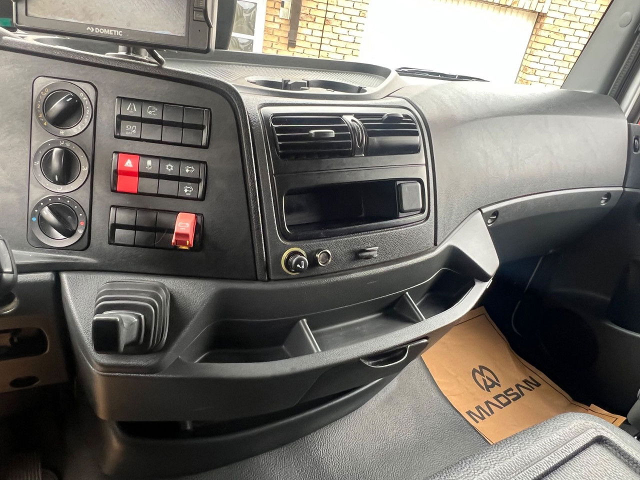 Camion fourgon Mercedes-Benz Atego 1218 L Classic-Vermietung möglich-ADR-LBW: photos 21