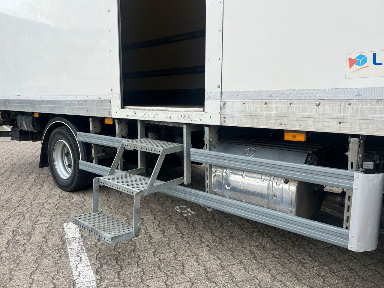 Camion fourgon Mercedes-Benz Atego 1218 L Classic-Vermietung möglich-ADR-LBW: photos 13