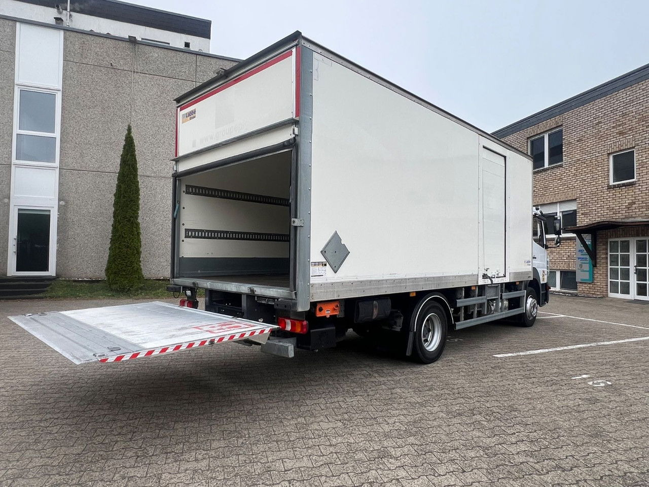 Camion fourgon Mercedes-Benz Atego 1218 L Classic-Vermietung möglich-ADR-LBW: photos 18