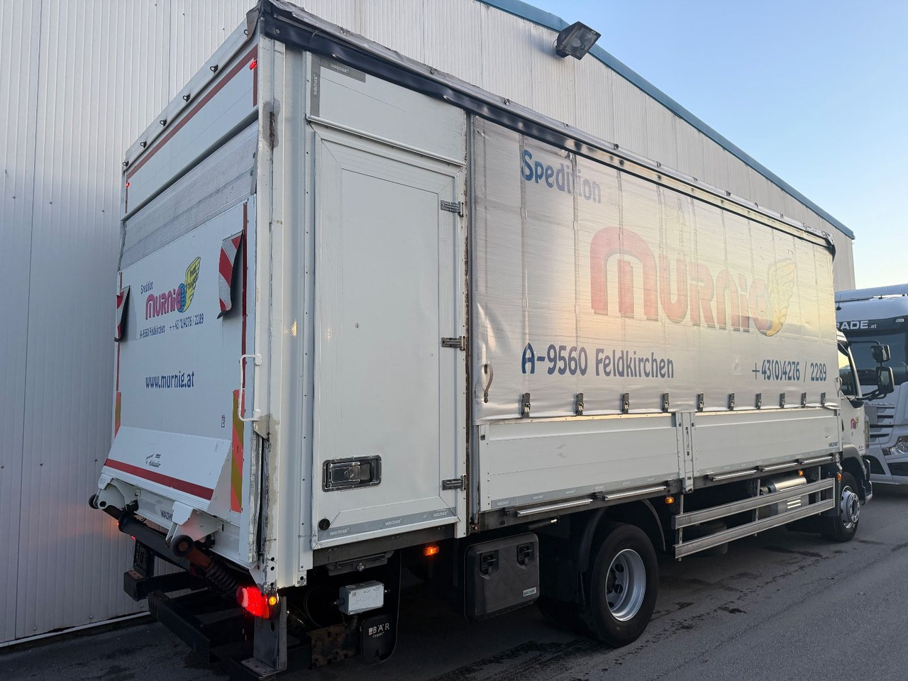 DAF LF 250 16T/LBW €6 - Camion à rideaux coulissants: photos 4 DAF LF 250 16T/LBW €6 - Camion à rideaux coulissants: photos 4