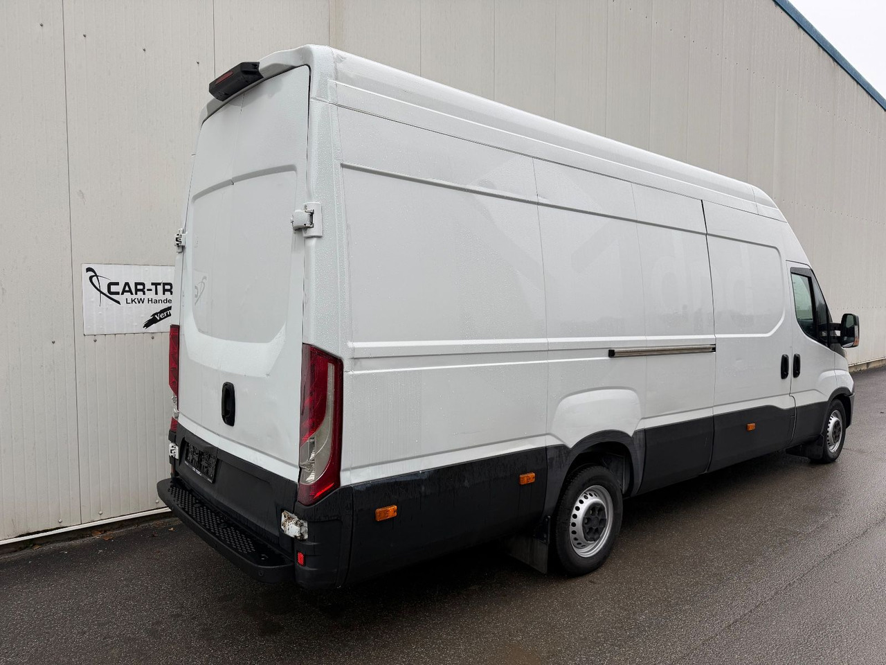 Iveco Daily 35S14 HiMatic L4H3 Maxi Iveco Daily 35S14 HiMatic L4H3 Maxi - Fourgon utilitaire: photos 3 Iveco Daily 35S14 HiMatic L4H3 Maxi Iveco Daily 35S14 HiMatic L4H3 Maxi - Fourgon utilitaire: photos 3
