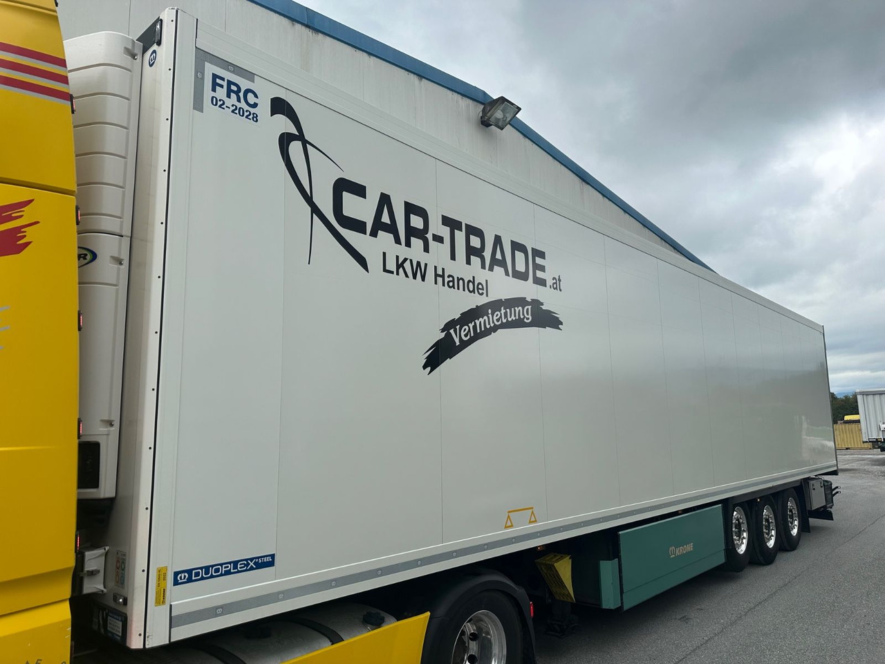 Krone SDR 27 Vector 1550 Doppelstock/Blumenbreit - Semi-remorque fourgon: photos 1 Krone SDR 27 Vector 1550 Doppelstock/Blumenbreit - Semi-remorque fourgon: photos 1