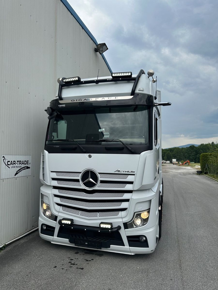 Mercedes-Benz 1863 Vollausstattung - Tracteur routier: photos 5 Mercedes-Benz 1863 Vollausstattung - Tracteur routier: photos 5