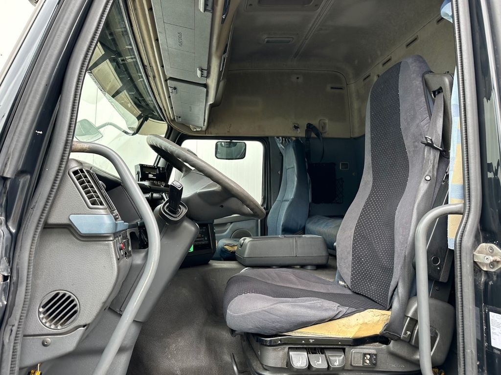 Volvo FM 440 VEB+ Analog Supra 850 Volvo FM 440 VEB+ Analog Supra 850 - Camion frigorifique: photos 5 Volvo FM 440 VEB+ Analog Supra 850 Volvo FM 440 VEB+ Analog Supra 850 - Camion frigorifique: photos 5