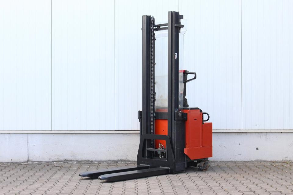 BT LSV1250 - 3400mm - Gerbeur: photos 2 BT LSV1250 - 3400mm - Gerbeur: photos 2