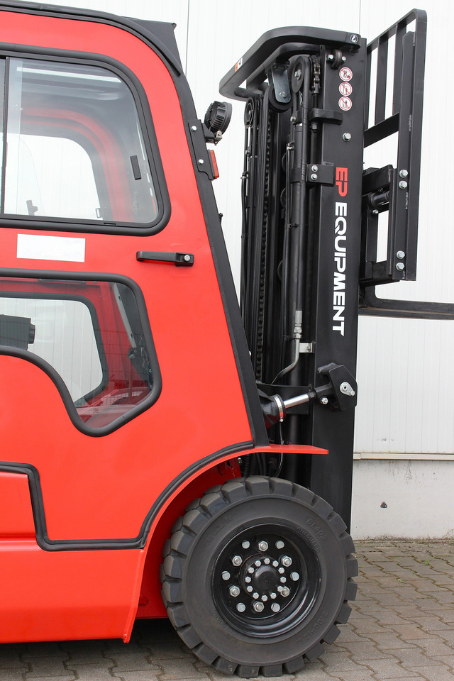 Crédit-bail de  EP EFL252 Triplex Li-ion 111Std. EP EFL252 Triplex Li-ion 111Std.: photos 22