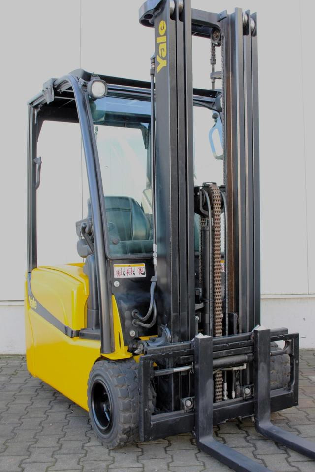 Chariot élévateur électrique YALE ERP18VT Triplex 5,2m 1800kg: photos 14